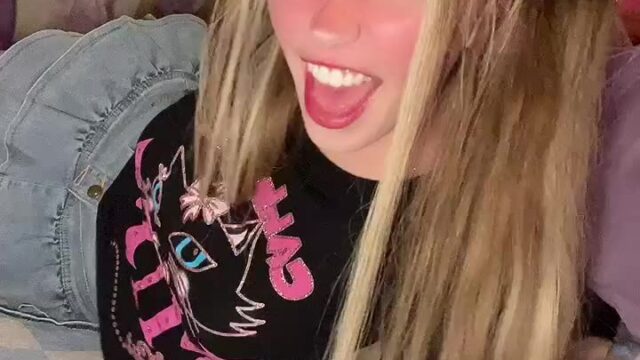 37 Belle Delphine onlyfans leaked video