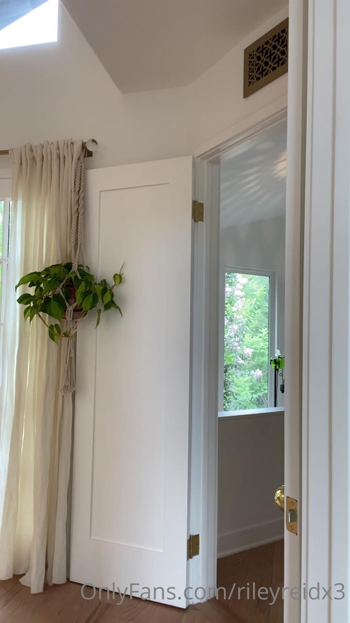 35 Riley Reid  full length video