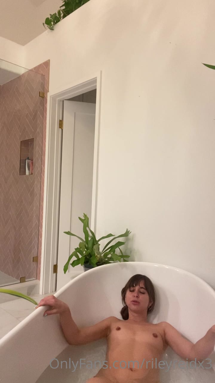 486 Riley Reid  porn