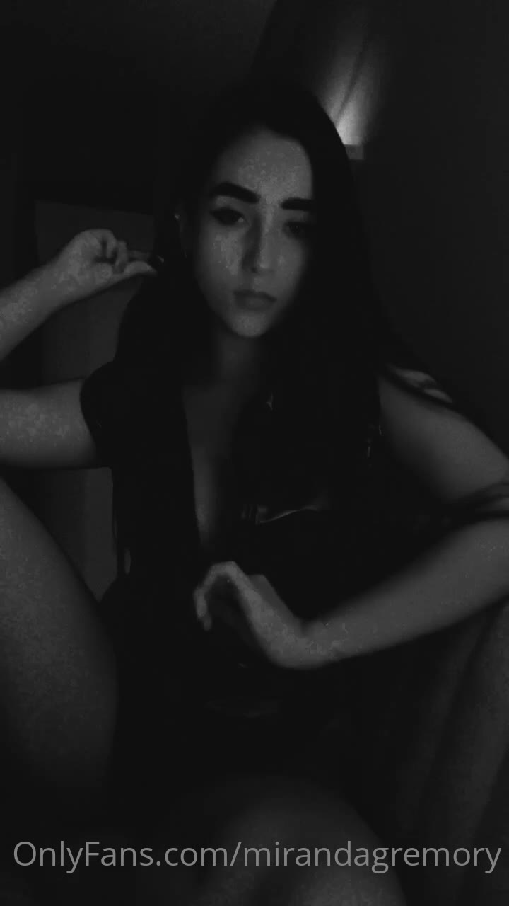 15 xmiranda99 onlyfans leaked