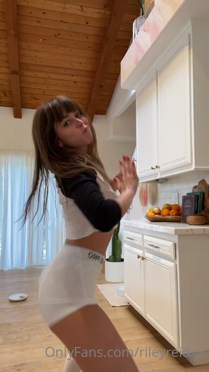176 Riley Reid  porn