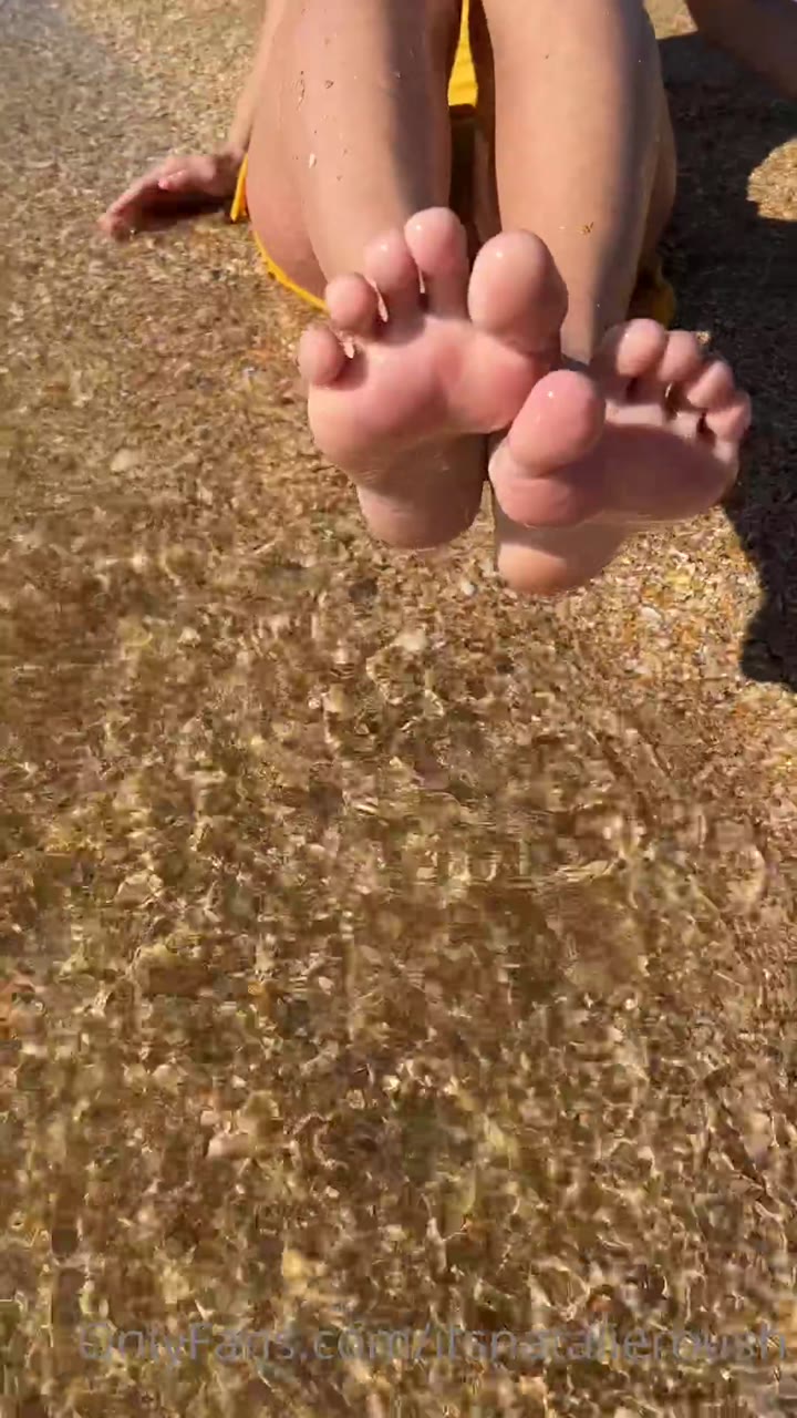 12 Natalie Roush leaked nude