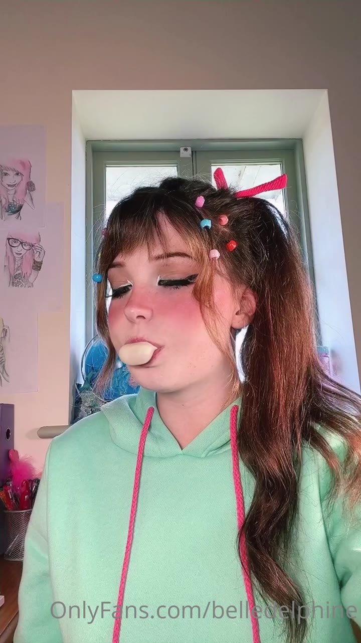 64 Belle Delphine onlyfans leaked video