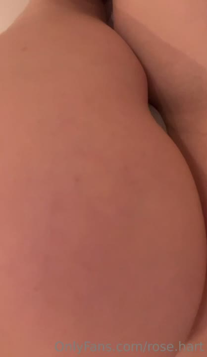 22 Rose Hart leaked onlyfans video