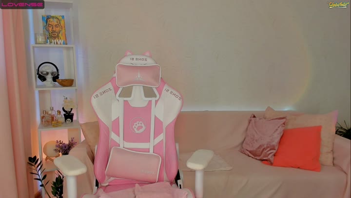 66 Madeline Jackson nude camshow