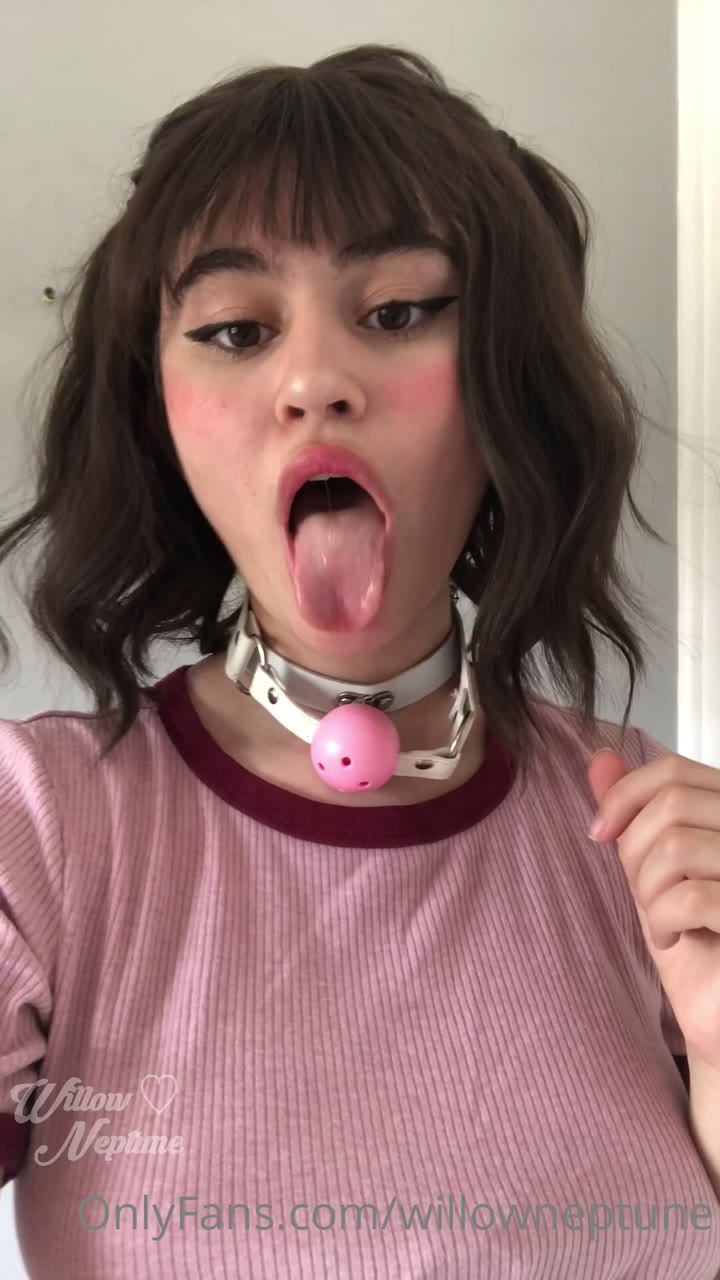 61 WillowNeptune onlyfans leaked