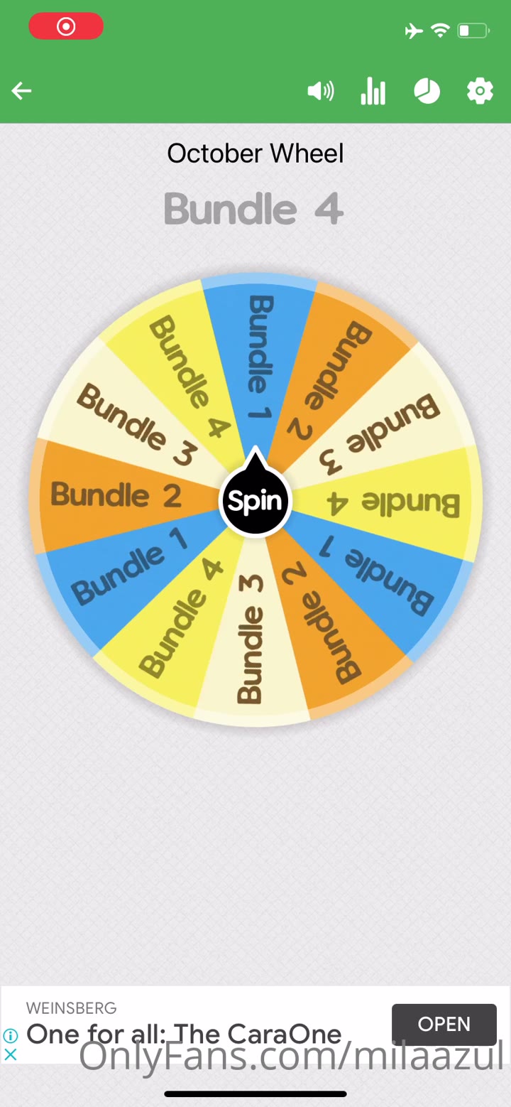 32 Mila Azul onlyfans