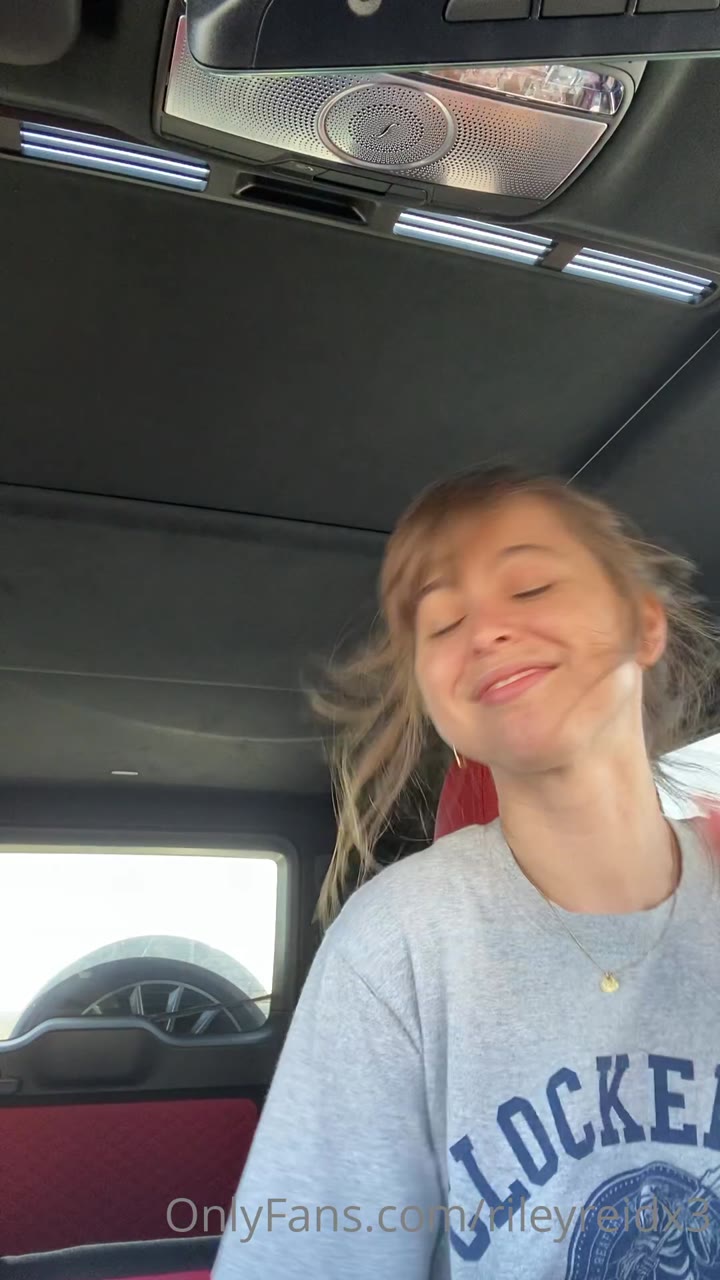 25 Riley Reid  full length video