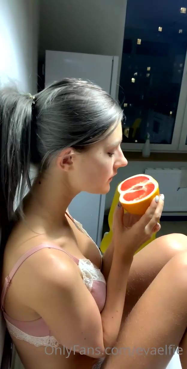 47 Eva Elfie leaked onlyfans video