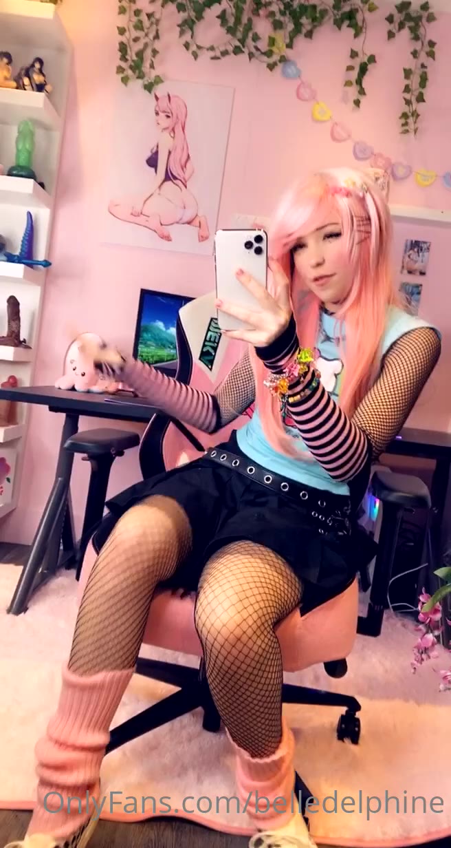 48 Belle Delphine leaked sextape