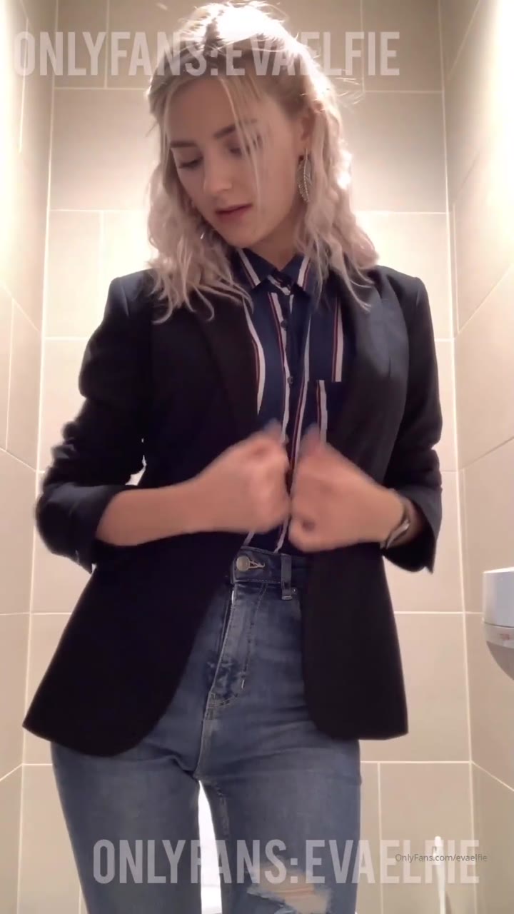 41 Eva Elfie leaked sextape