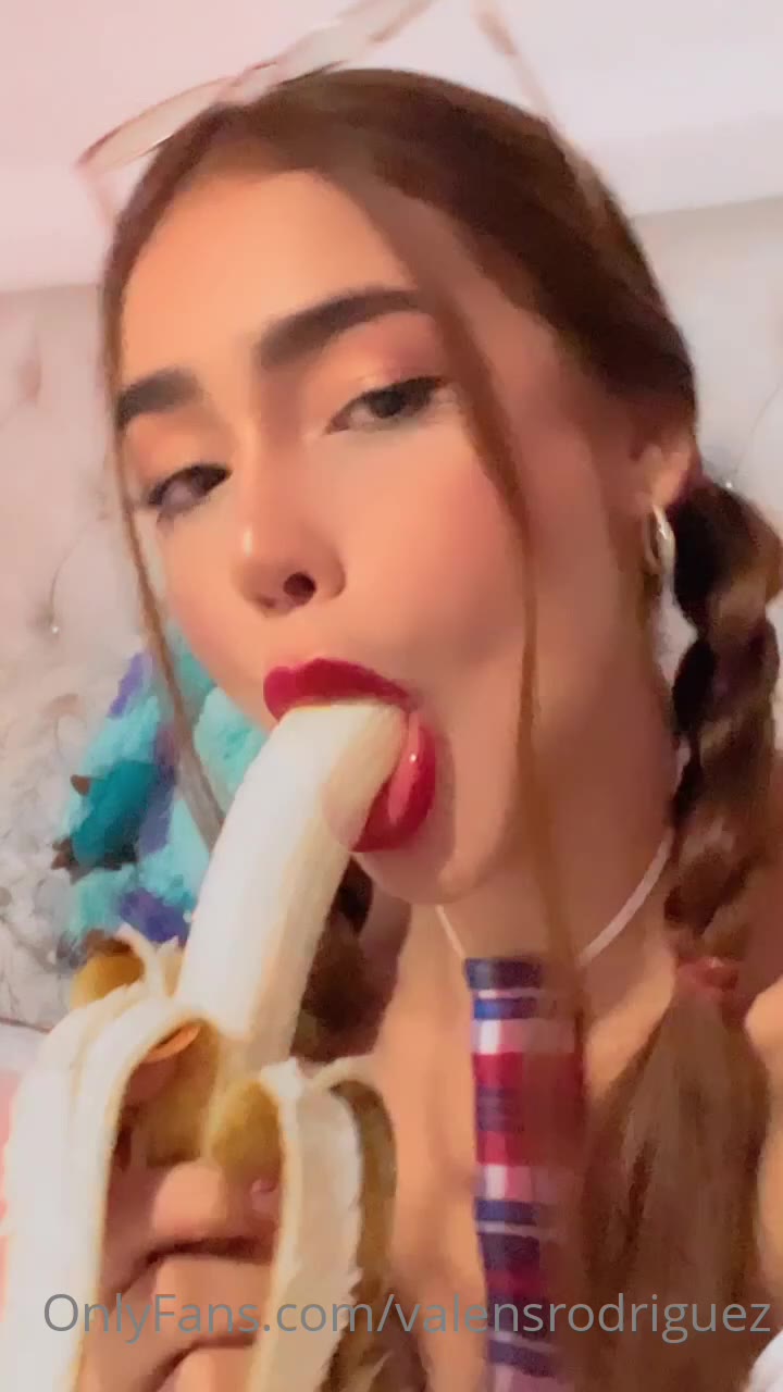 58 Valentina Rodriguez onlyfans leaked