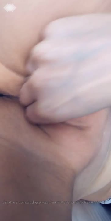 74 Audrey and Sadie leaked onlyfans nude