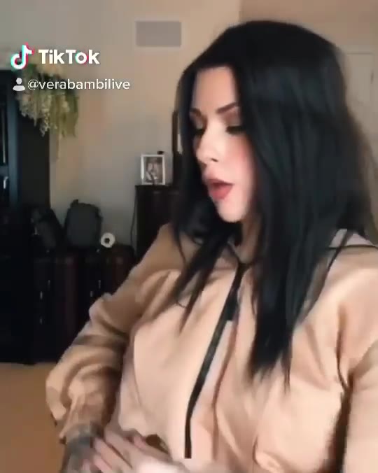 54 Vera Bambi leaked video