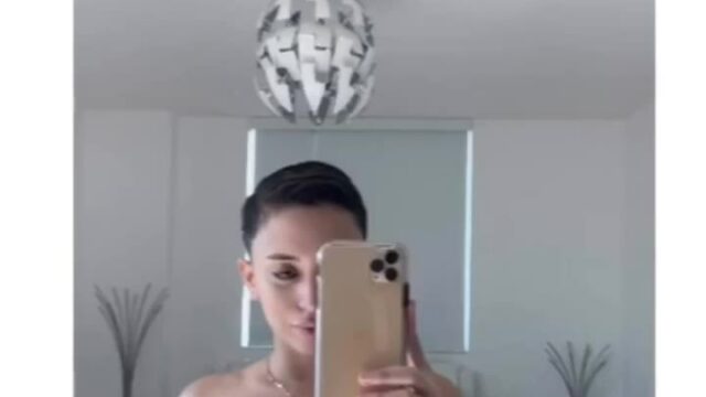 23 VeronicaPerasso nude onlyfans leaked