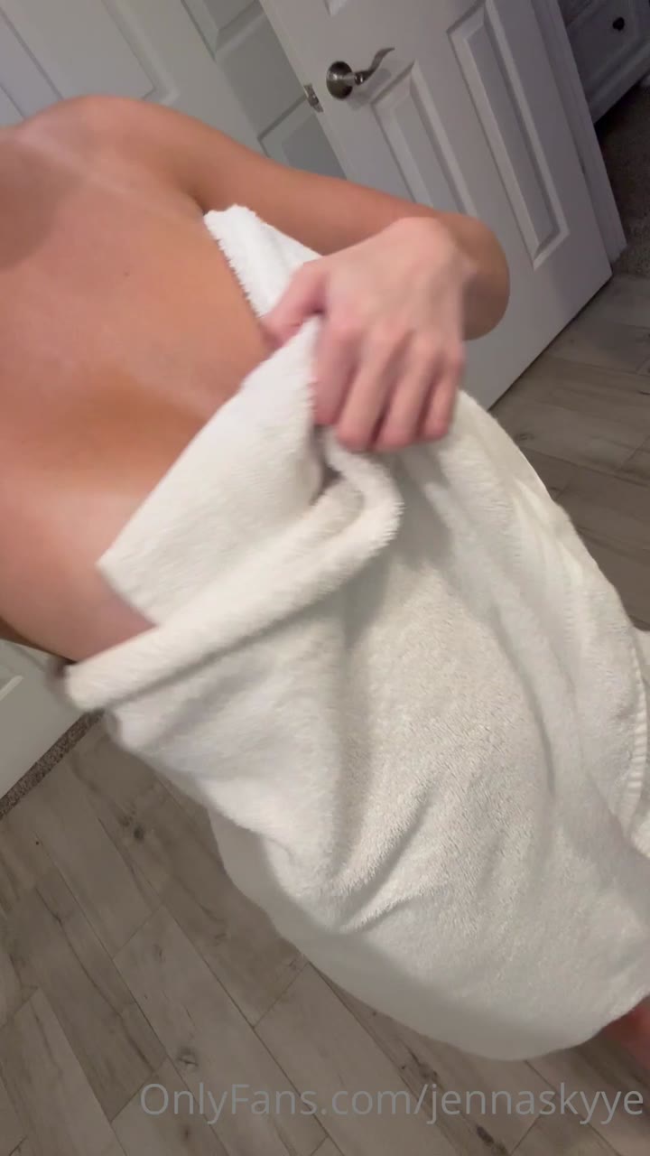 282 Jenna Sky leaked onlyfans video