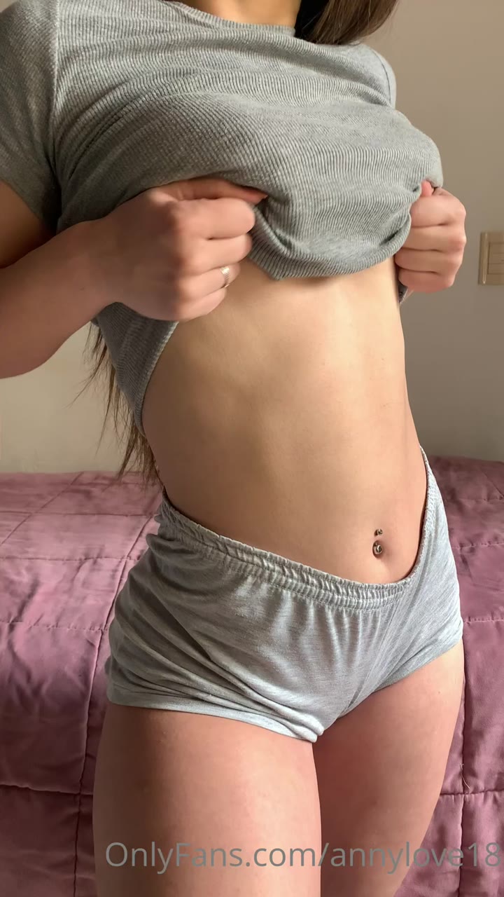 71 Annylove18 leaked onlyfans video
