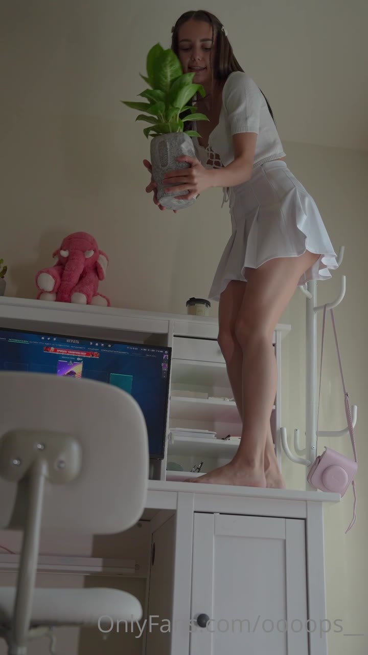 125 oooops_ leaked nude video