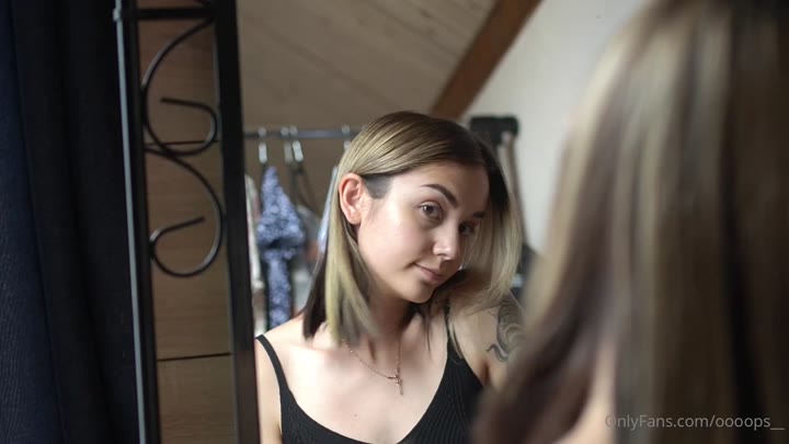 322 oooops_ leaked nude video