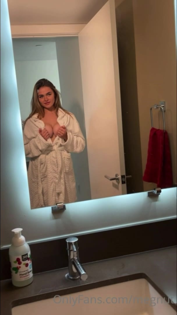 57 Megnutt leaked onlyfans nude