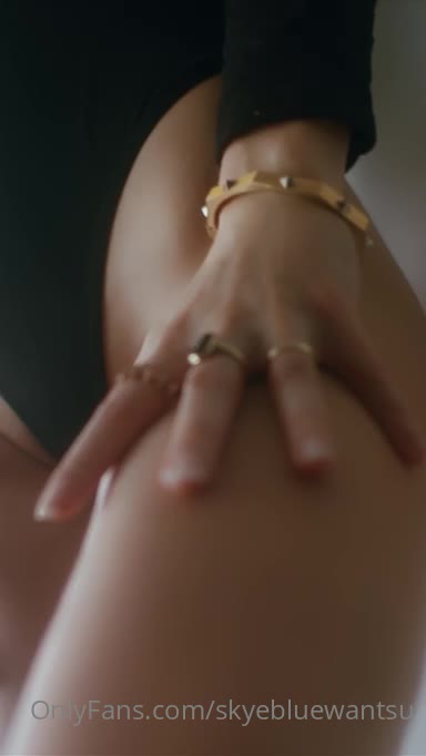 32 Skye Blue leaked onlyfans