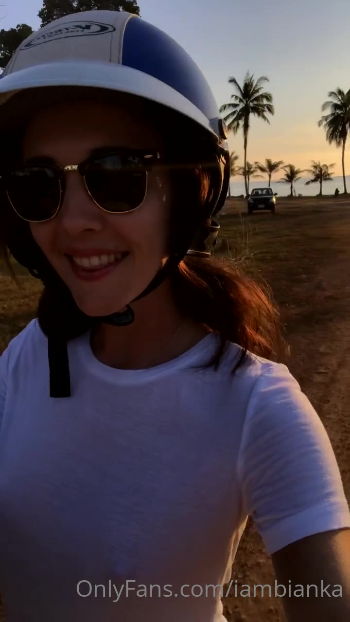 22 Bianca Helen leaked onlyfans video