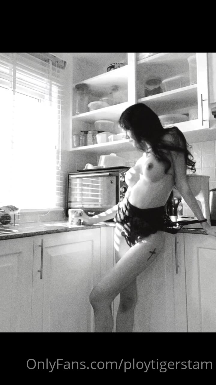 423 ploytigerstam onlyfans leaked