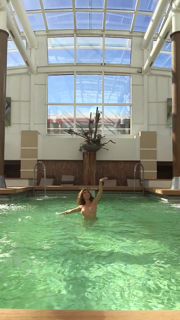 10 Gillian Barnes onlyfans leaked