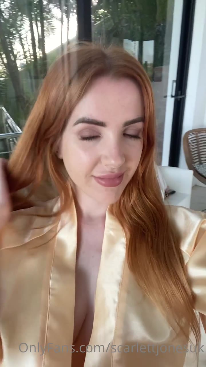 142 Scarlet Jones leaked nude video