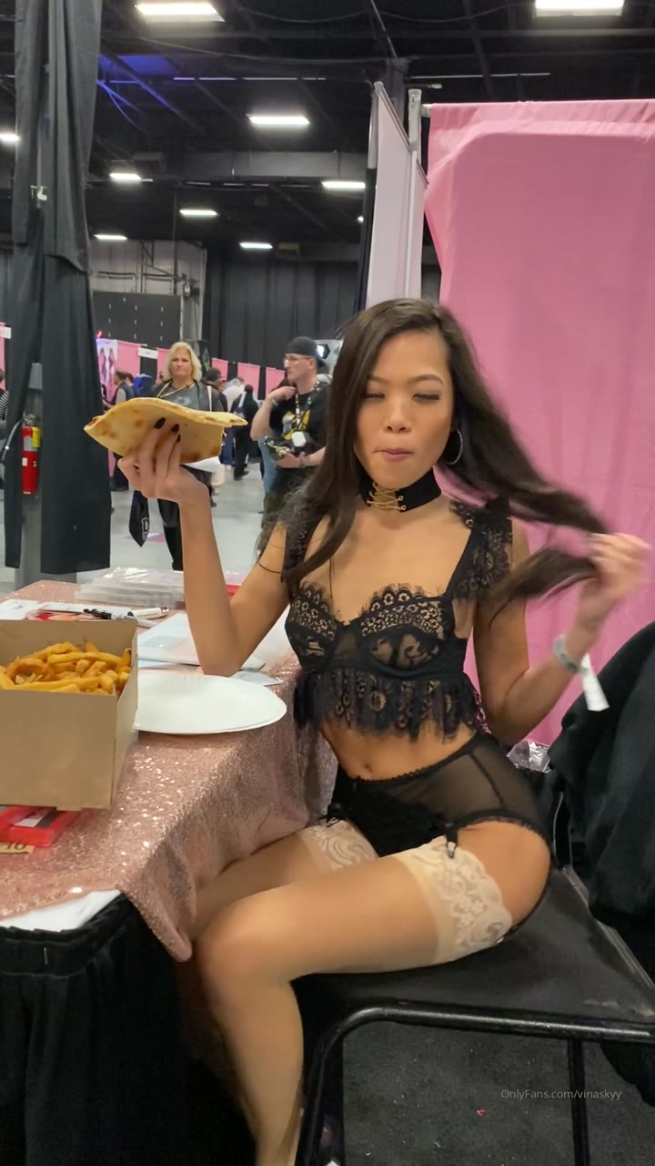 9 VinaSky onlyfans leaked