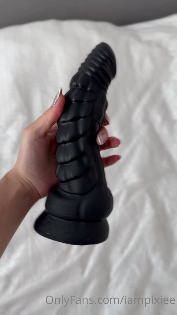 44 Iampixiee onlyfans leaked video