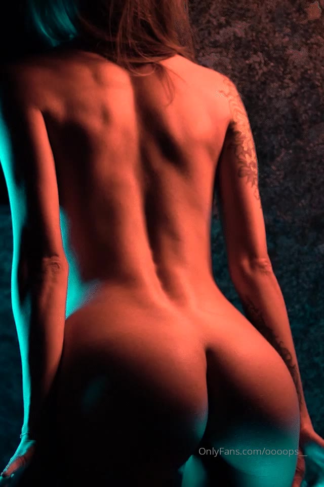 192 oooops_ leaked nude video