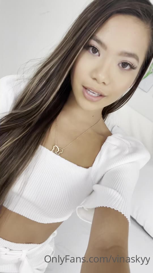 39 VinaSky onlyfans leaked
