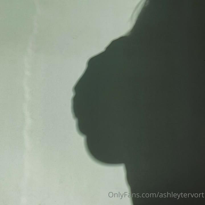 OnlyFans Star Ashley Tervort Shows Off Her Busty Figure
