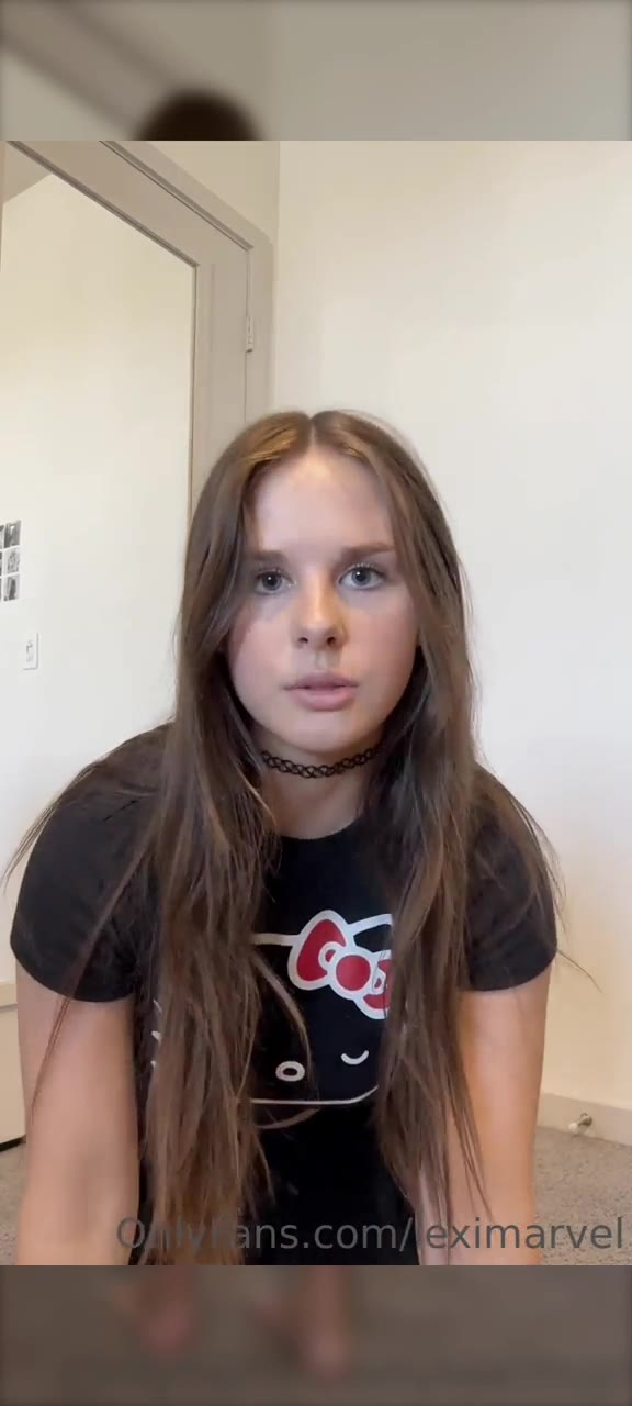 33 Lexi Marvel onlyfans lewd