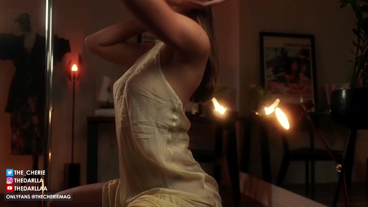 45 Thecheriemag nude video