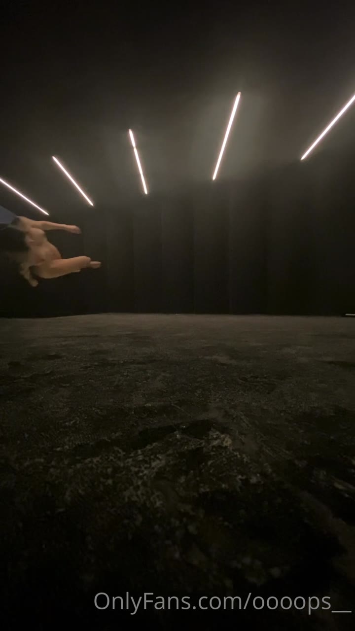 61 oooops_ leaked nude video