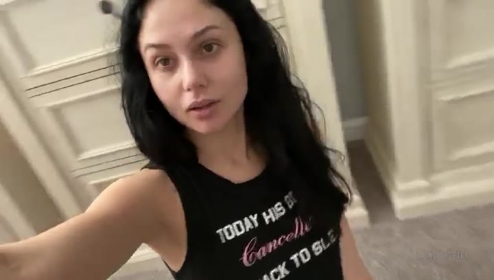 34 Ariana Marie porn video