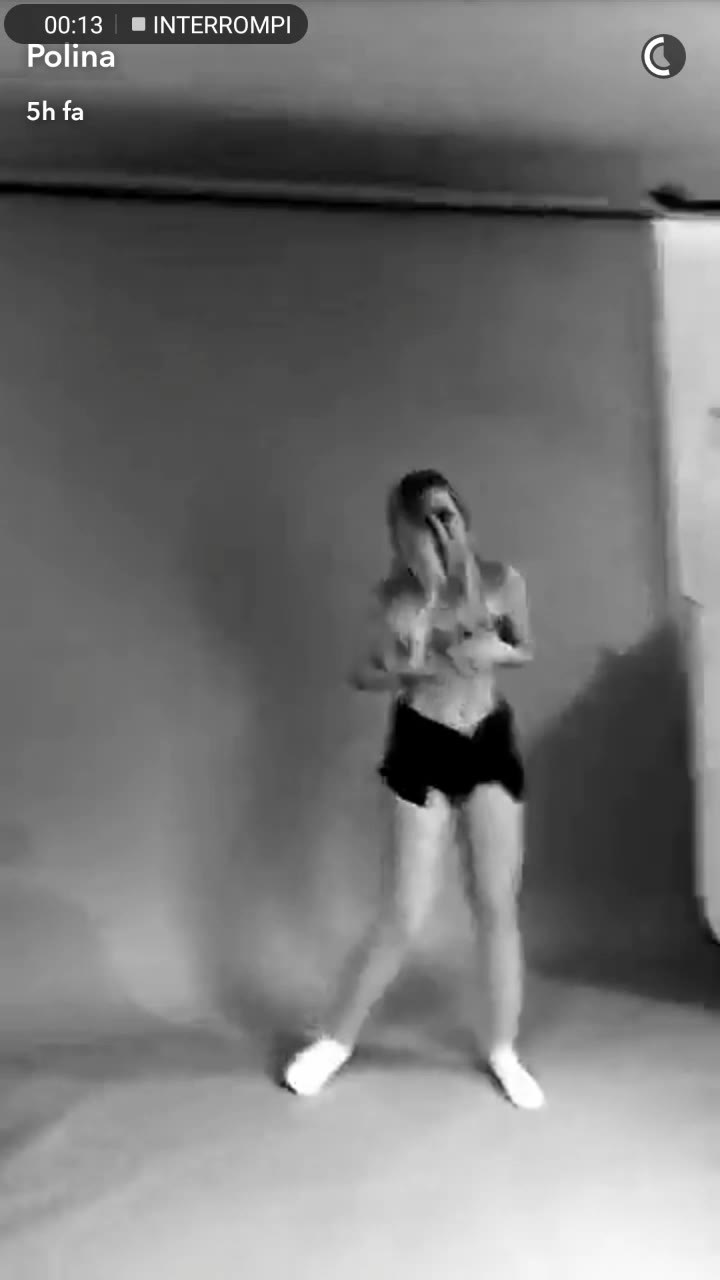 Exposed obscene PolinaMalinovskaya twitter