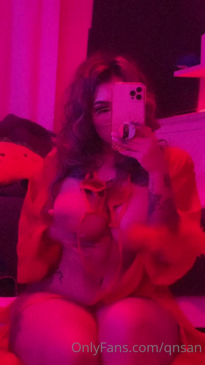 Exposed erotica Qnsan Nude porn EXPOSED