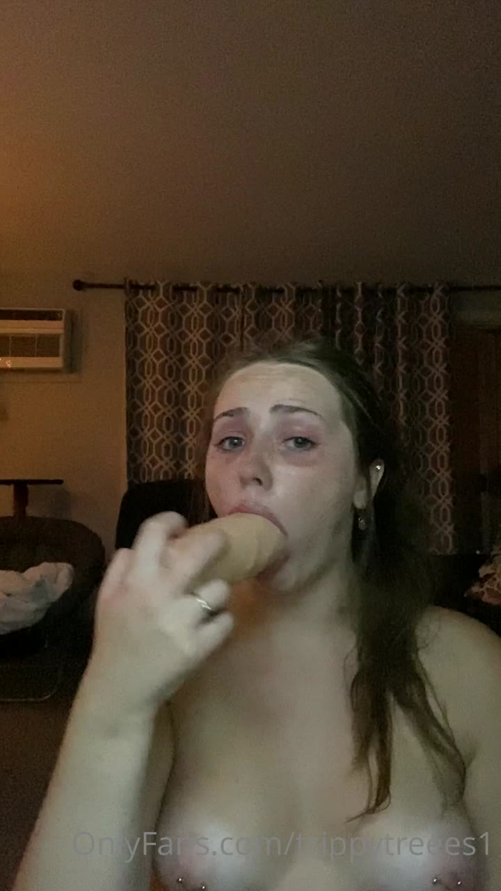 76 trippytreees1 onlyfans leaked