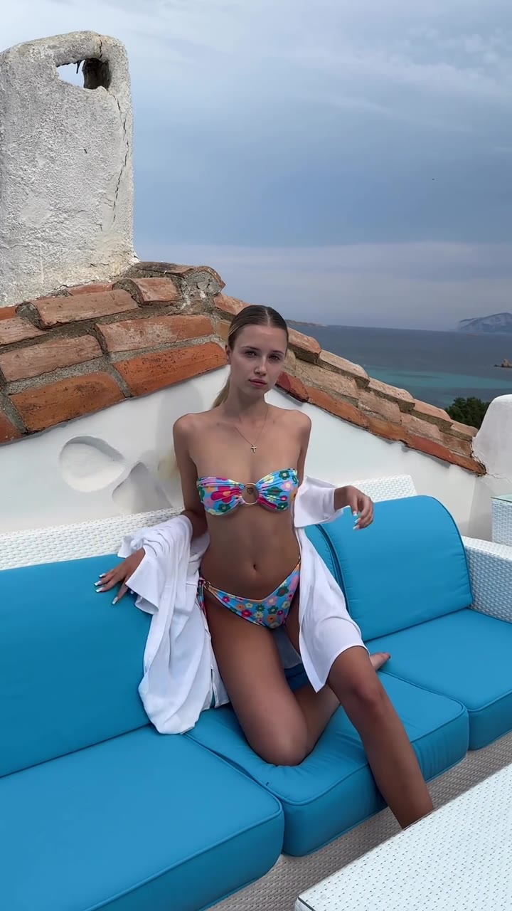 PolinaMalinovskaya leaked nudex  Clip