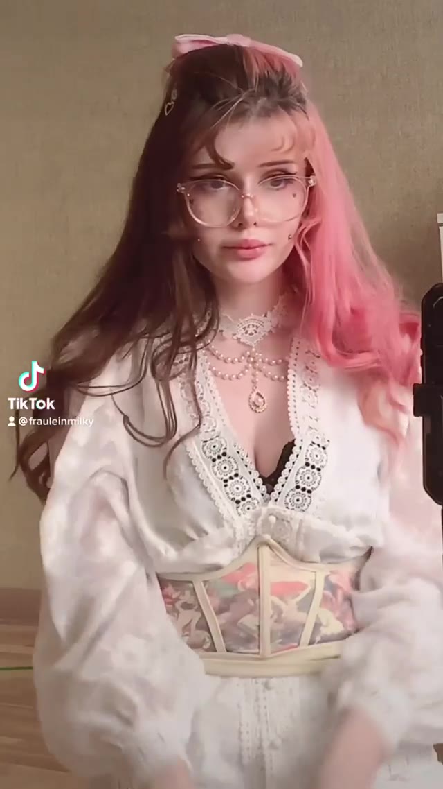 19 suisaiuwu onlyfans leaked