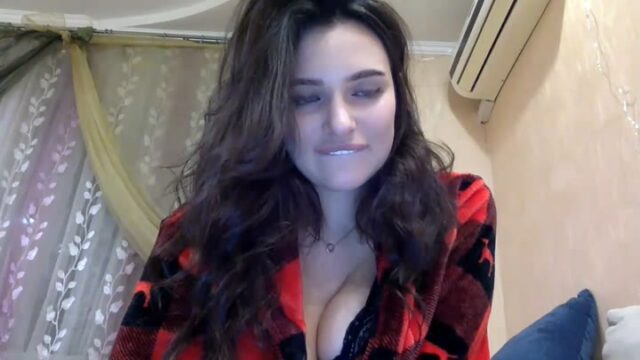 38 Kissmefirst camshow