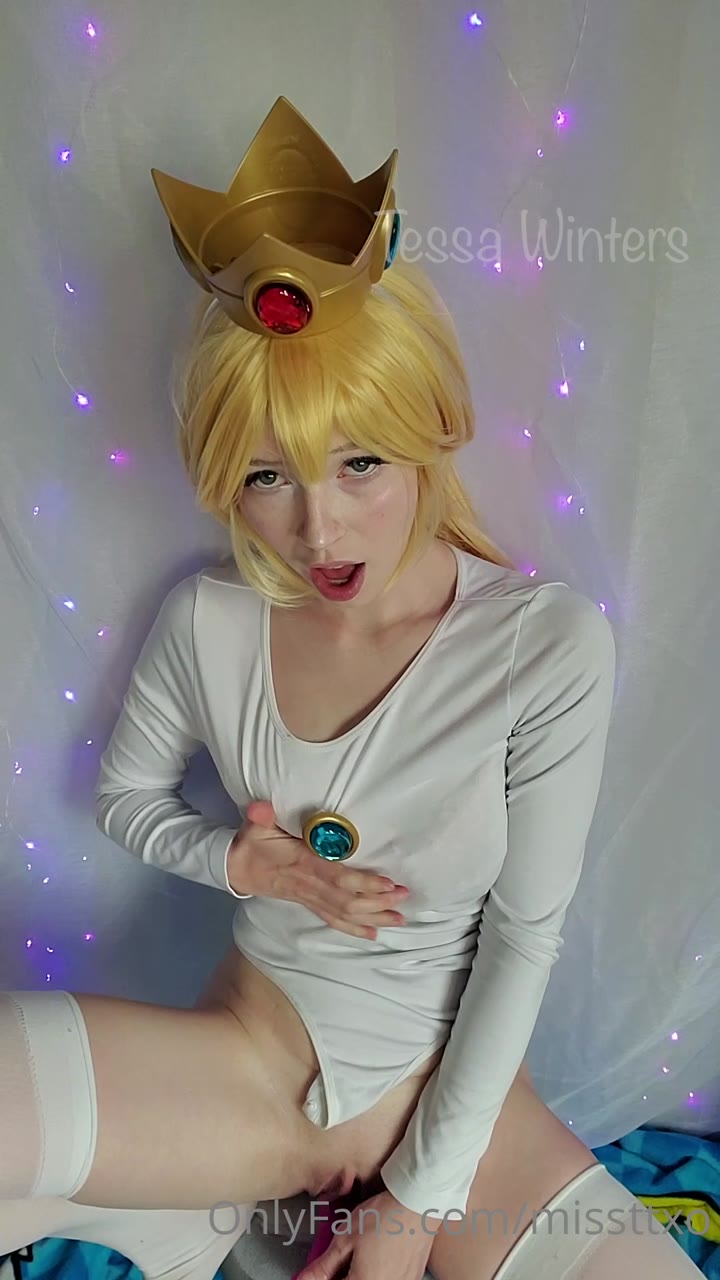 30 tessawinters onlyfans leaked