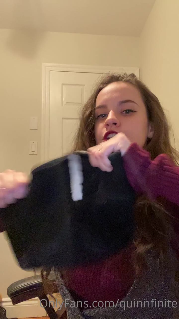 quinnfinite Naked Leaks Sensational