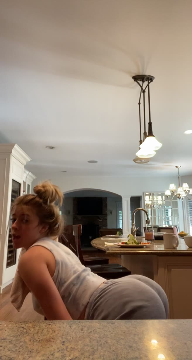 bisexual rileymaelewis Onlyfans Leak full vid Exposed