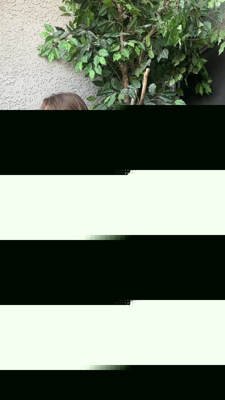 Sensational bimbo PeachyPrime nsfw Vid