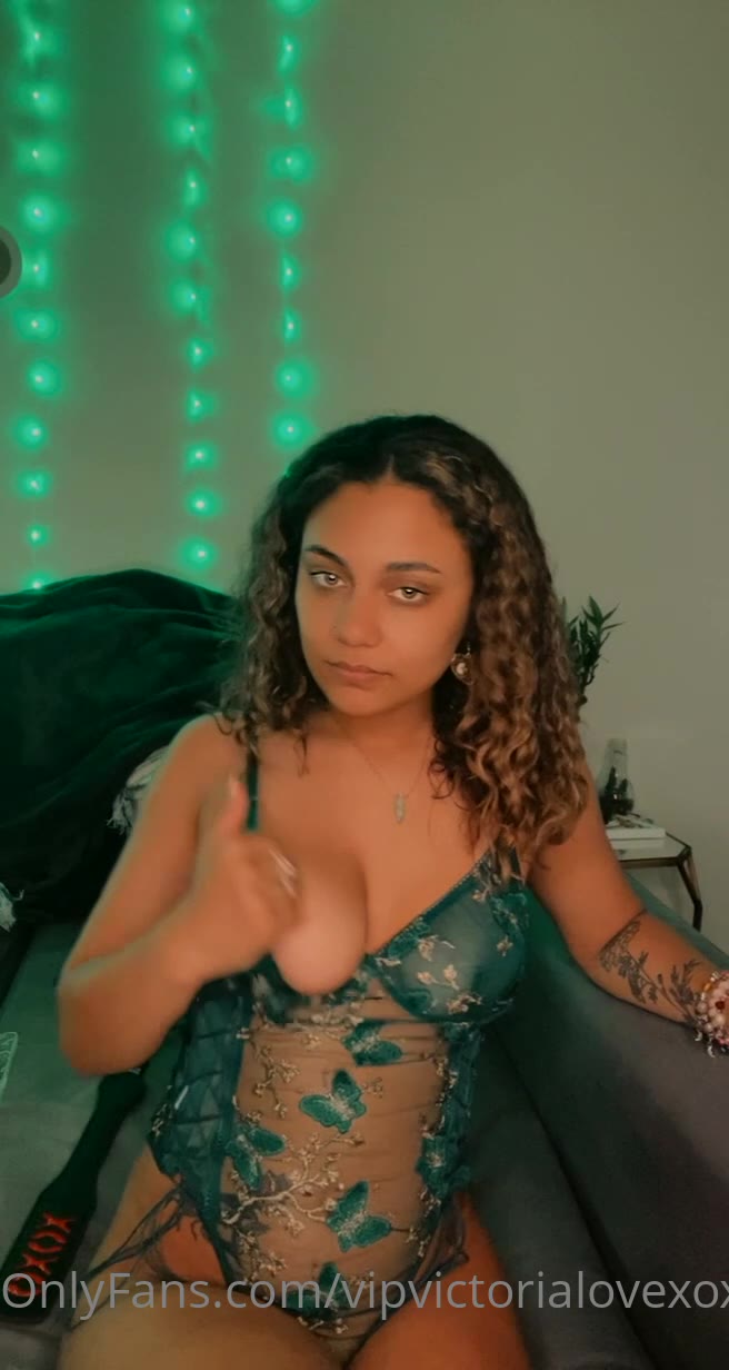 104 Viclovexoxo leaked onlyfans sextape