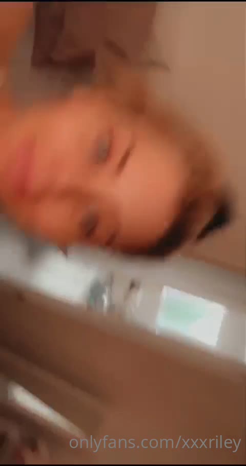 RileySteele Porn  Exclusive vid full
